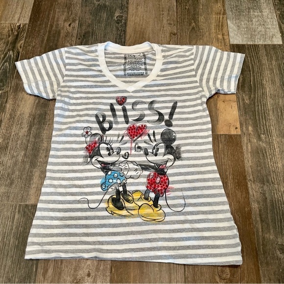 Disney Store T-Shirt Womens Mickey & Minnie Mouse Gray Striped V Neck Sz Small. - Picture 1 of 5